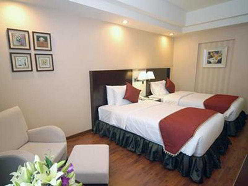 Gokulam Park Sabari-siruseri Sipcot Hotel Chennai
