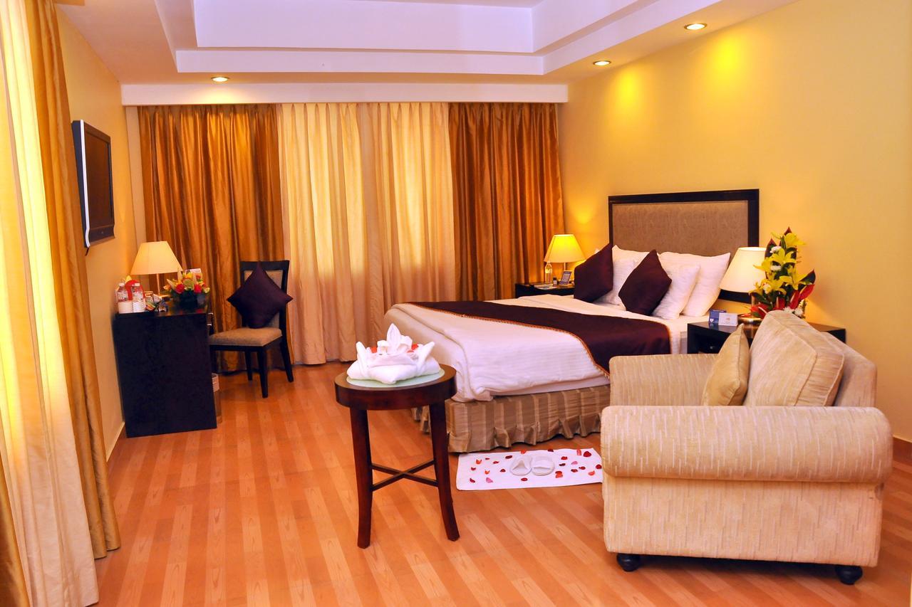 Gokulam Park Sabari-siruseri Sipcot Hotel