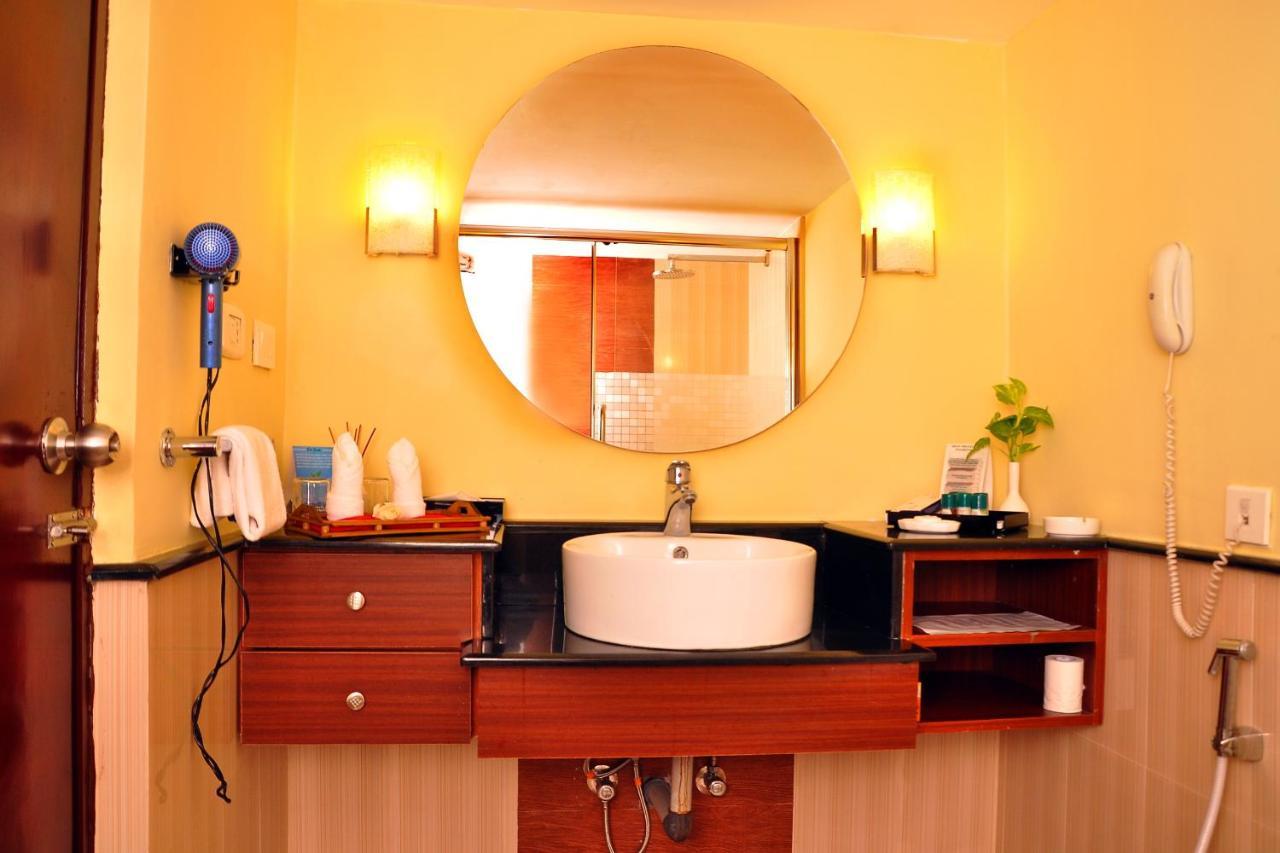 Hotel Gokulam Park Sabari-siruseri Sipcot Chennai
